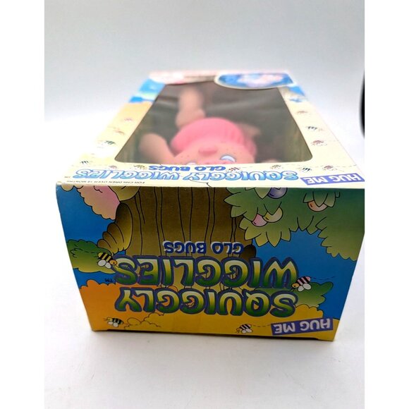 NOS 1985 Hug Me Squiggly Wigglies Glo Bugs Doll - Battery Operated Soft N Safe F - Picture 4 of 9